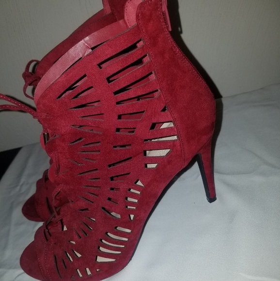 Nice shoes - Picture 4 of 4